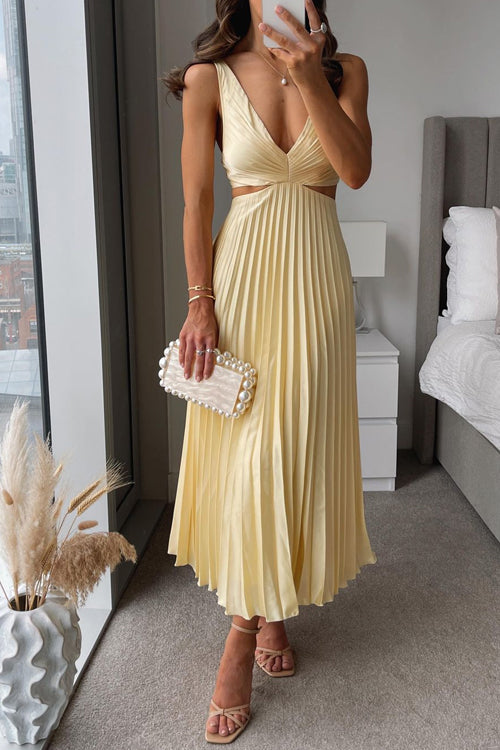 Corinne - Elegant Chic Dress